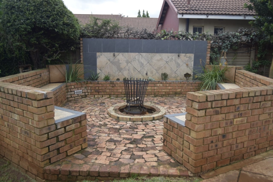 4 Bedroom Property for Sale in Vaalpark Free State